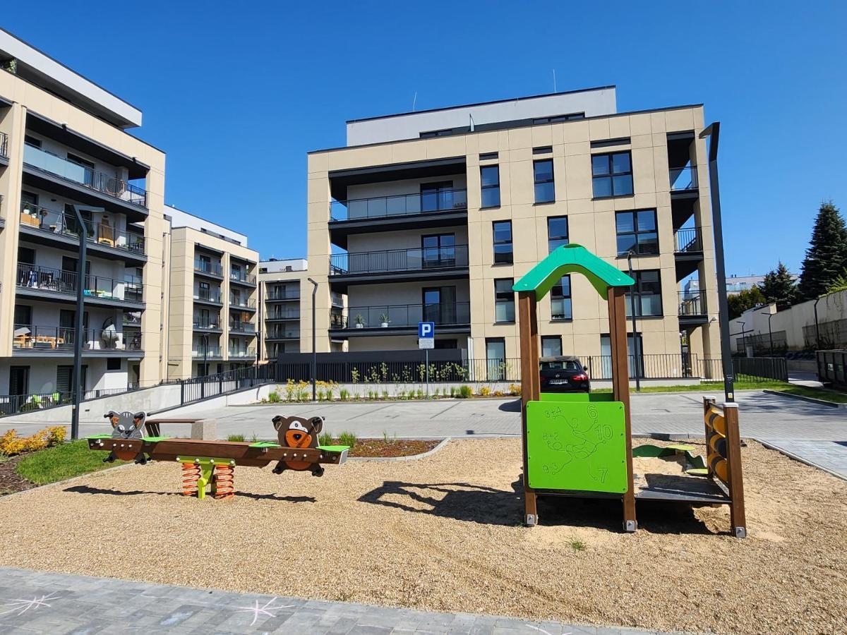 Dwa Jelonki, Ul Sciegiennego, Centrum, Garaz, Ogrodek Kielce Exterior photo